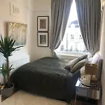 Central & Historic London Flat